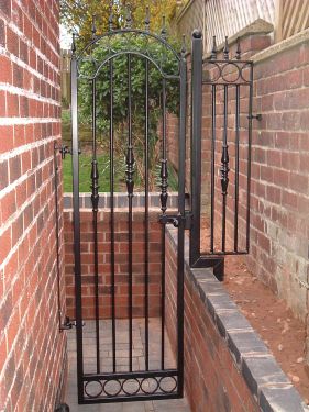 Click Here To Enlarge This Photo Of Single Gate - FDS05