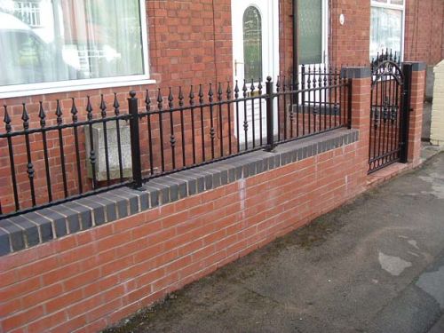 Click Here To Enlarge This Photo Of Railings - FR05