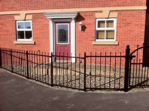 Click Here To Enlarge This Photo Of Railings - FR24