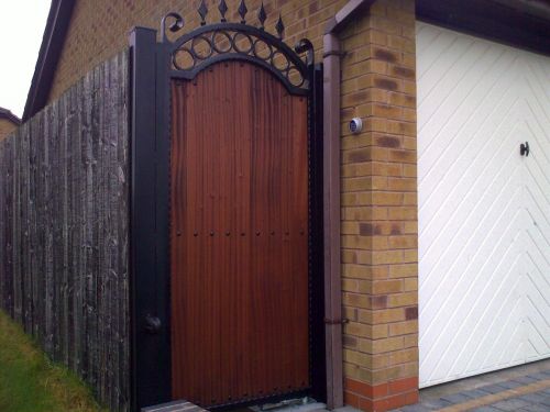 Click Here To Enlarge This Photo Of Single Gate - FDS18 sapila hardwood