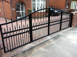 Bi-Fold Gate - FD02