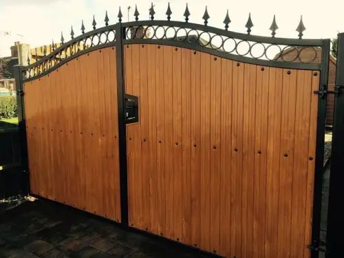 Click Here To Enlarge This Photo Of UPVC Drive Way Gate